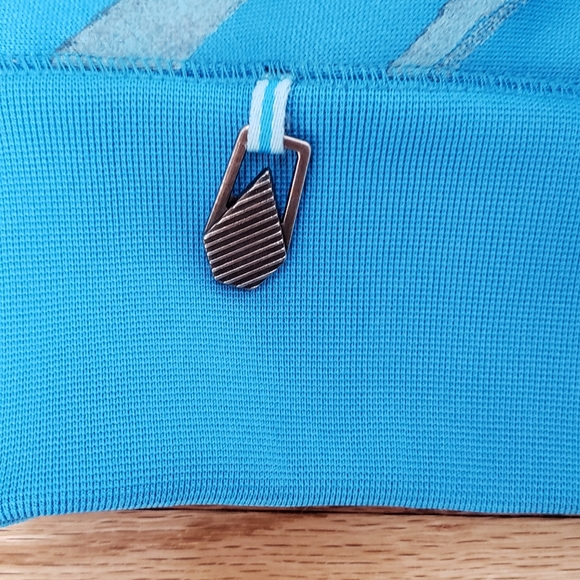 Volcom Reversible Hoodie - Picture 4 of 6